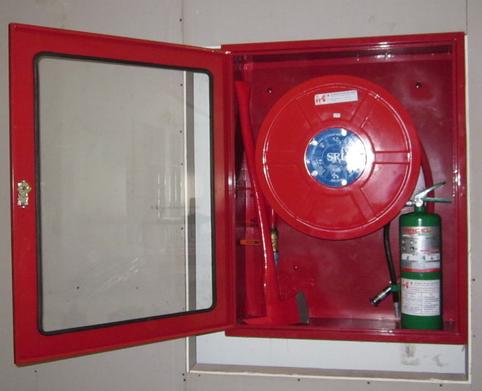ตู้เก็บสายดับเพลิงและอุปกรณ์