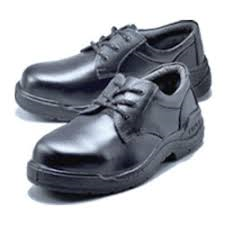 -bull;รองเท้านิรภัย หุ้มส้นสีดำ หัวเหล็ก พื้นเหล็ก KR600